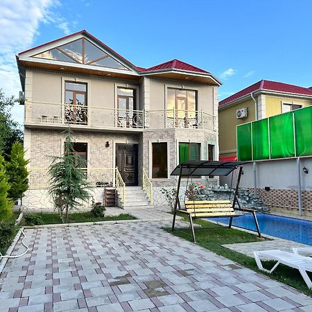 Willa Friend'S House Qəbələ Zewnętrze zdjęcie